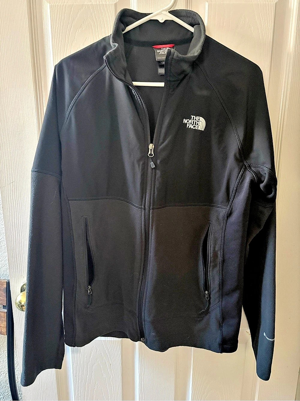 The North Face Men's Black Performance Jacket Size Medium